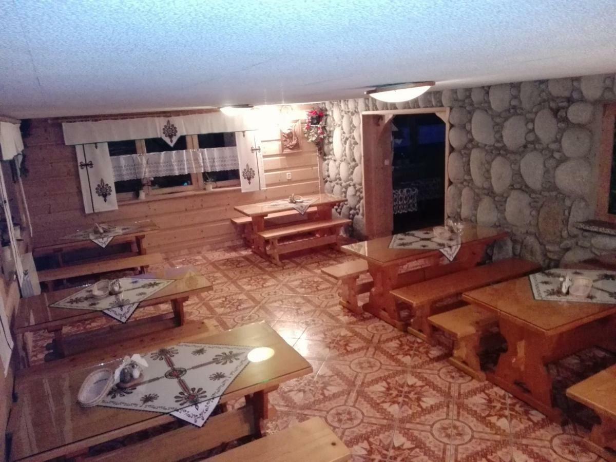 Pokoje Goscinne U Elzbiety Ciche Małe Kültér fotó