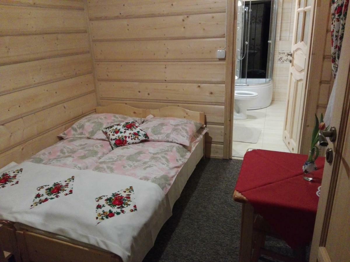 Pokoje Goscinne U Elzbiety Ciche Małe Kültér fotó